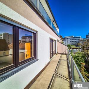 Zentral gelegene 2-Zimmer Wohnung mit großem Balkon – 97072 Würzburg – Vorschaubild 7