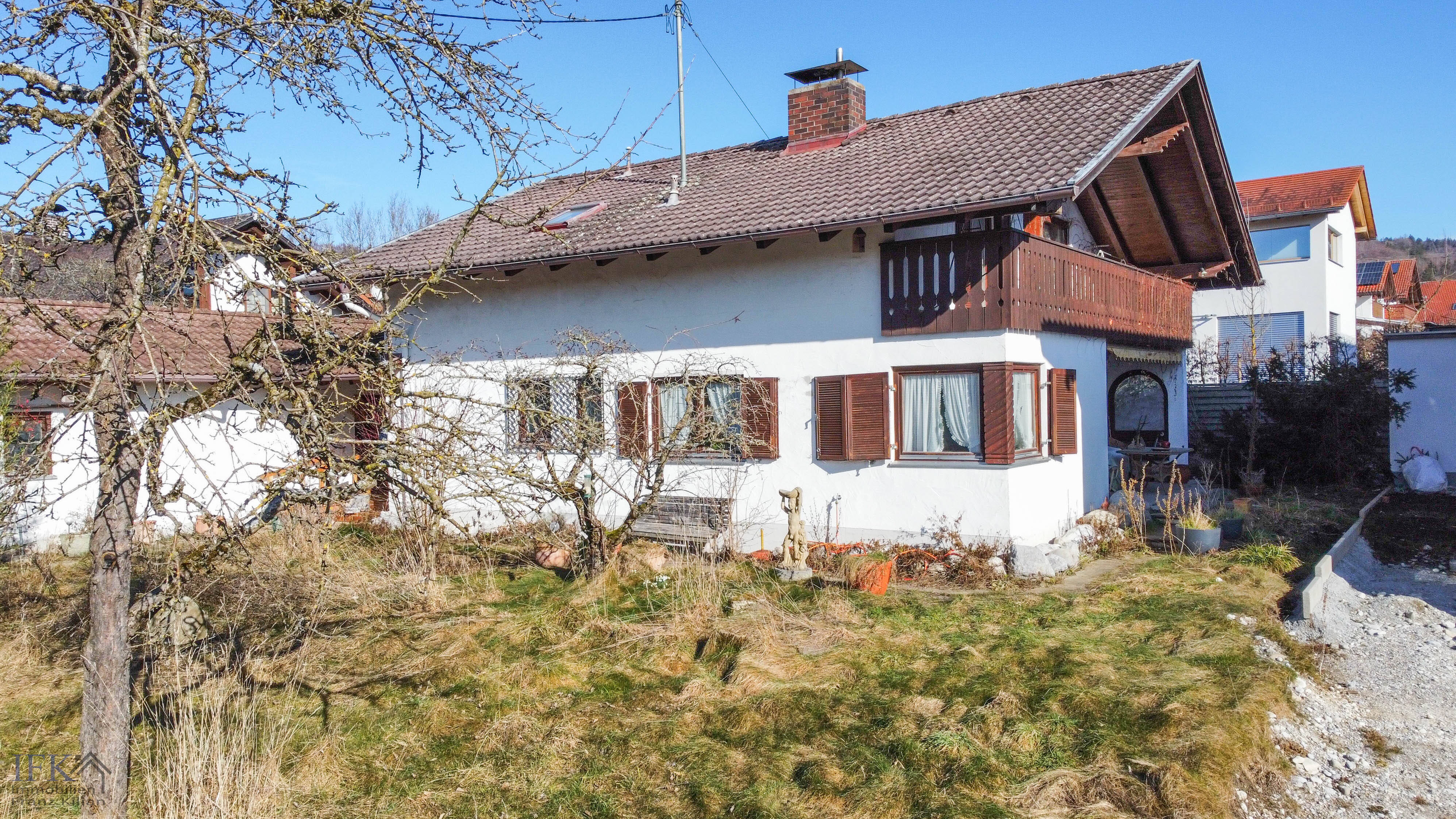 Objekt zum Wachküssen! Einfamilienhaus mit Nießbrauch in Fischen am Ammersee – Pähl – Bild 1 von 6