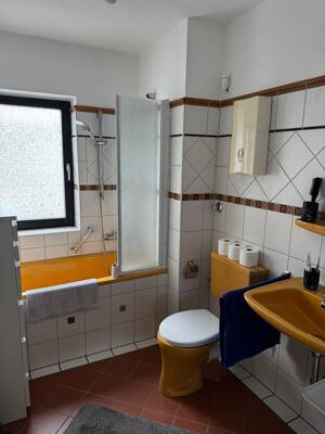 Ruhige 2,5-Zimmer-Wohnung mit schöner Aussicht, großem Balkon und guter Anbindung nach Luxemburg in Trier-Pfalzel zu vermieten – 54293 Trier – Vorschaubild 5