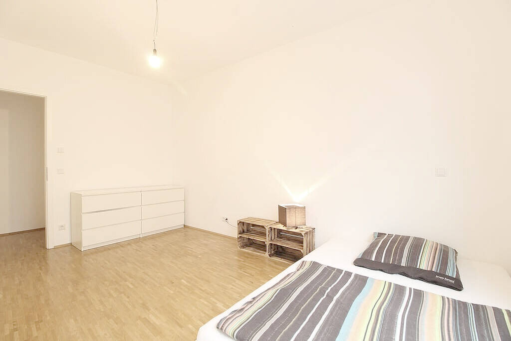 Großzügige, neue, helle 5 Zi.-Whg. mit zwei Balkonterrassen, Spreeblick in ruhiger Lage Berlin-Mitte – Berlin – Vorschaubild 9