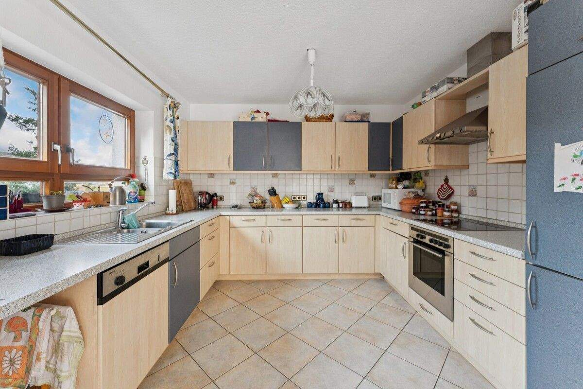 Provisionsfrei - Familienfreundliches Haus in ruhiger Lage inkl. Büro mit separatem Eingang – Sankt Georgen im Schwarzwald – Vorschaubild 3