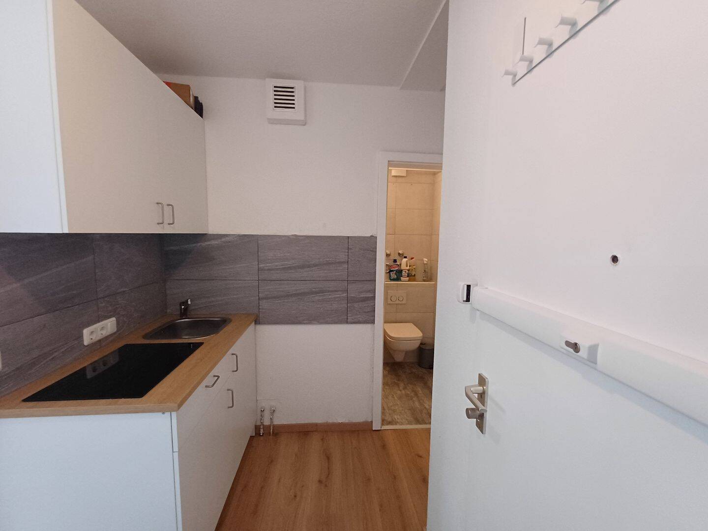 Voll möbliertes Luxus-Apartment mit Aufzug - saniert, vermietet und sofort rentabel – Essen – Vorschaubild 5