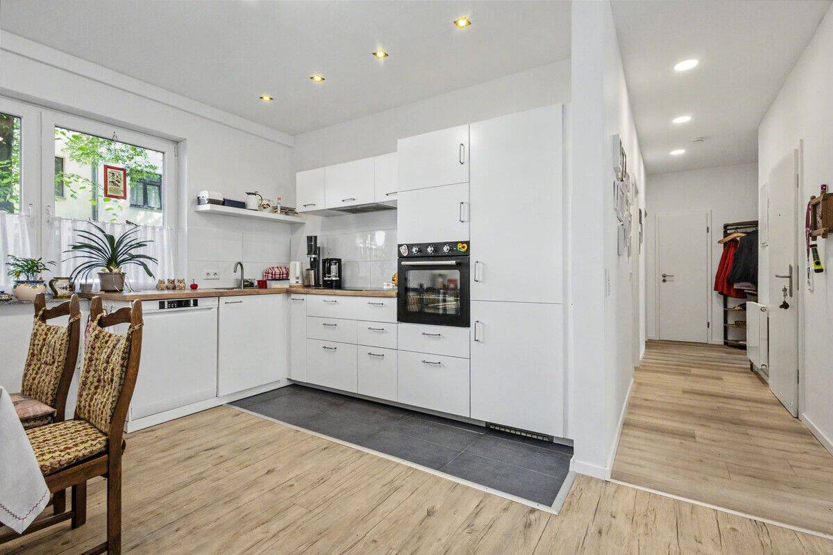 Leverkusen-Opladen: Gepflegtes 4-Familienhaus mit stabilen Erträgen und großem Entwicklungspotenzial – Leverkusen – Vorschaubild 4