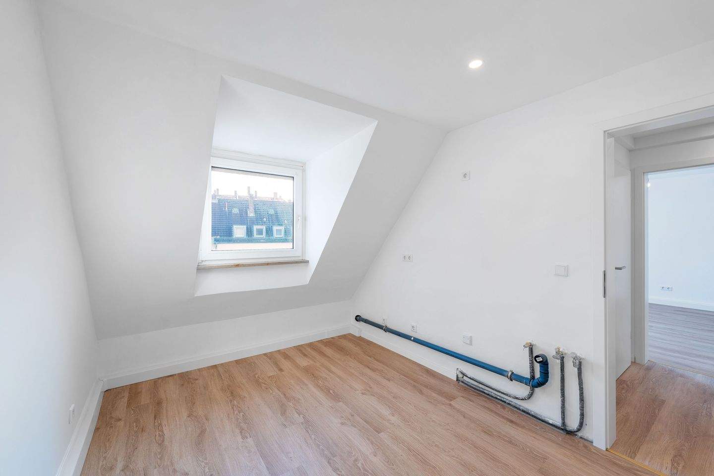 Charmante 3-Zimmer-Wohnung – modernisiert und zentrumsnah mit sehr guter Anbindung – Nürnberg – Vorschaubild 7