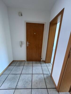 Gut aufgeteilte 2,5 Raum Wohnung mit Balkon und Einbauküche – 47137 Duisburg – Vorschaubild 8