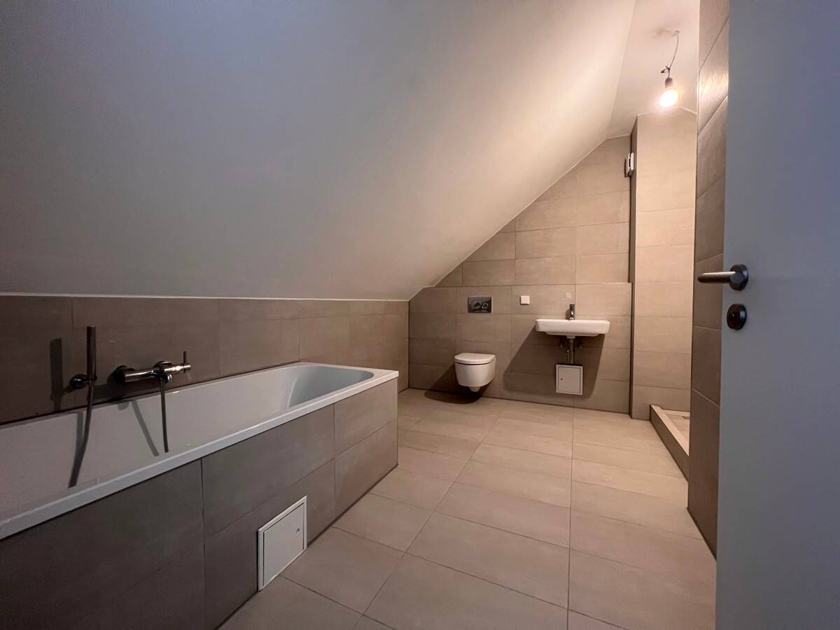 Erstbezug im PENTHOUSE auf 2 Etagen - ca. 153 m², 4-Zi, TERRASSE, 2 Bäder, TG, LUXUS PUR per SOFORT – Berlin – Vorschaubild 9