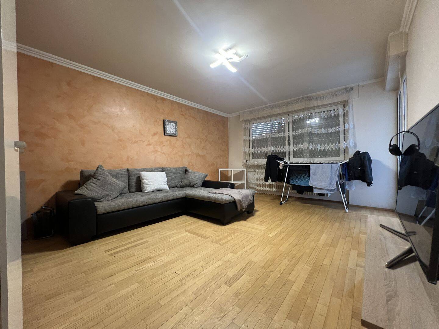 Gepflegte 3-Zimmer-Erdgeschosswohnung mit Balkon in ruhiger Feldrandlage - Top Wohnanlage – Steinbach – Vorschaubild 6