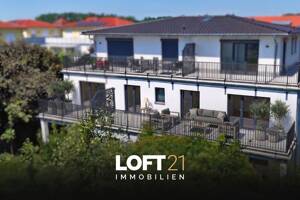 ** Wohnen in bester Lage: Lichtdurchflutete 3 ZKB mit großem Balkon in zweiter Reihe, IN-Haunwöhr **
