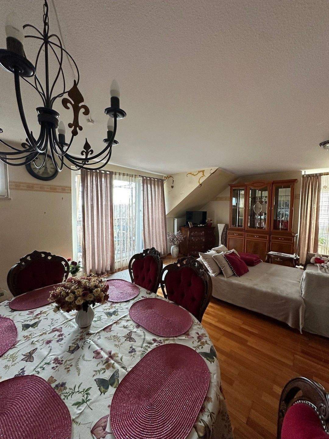 Helle und ruhig gelegene 3-Zimmer-Maisonette-Wohnung mit Balkon und Einzelgarage – Fürth – Vorschaubild 6