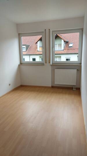 Helle 3 Zimmerwohnung mit Balkon – 91058 Erlangen – Vorschaubild 3