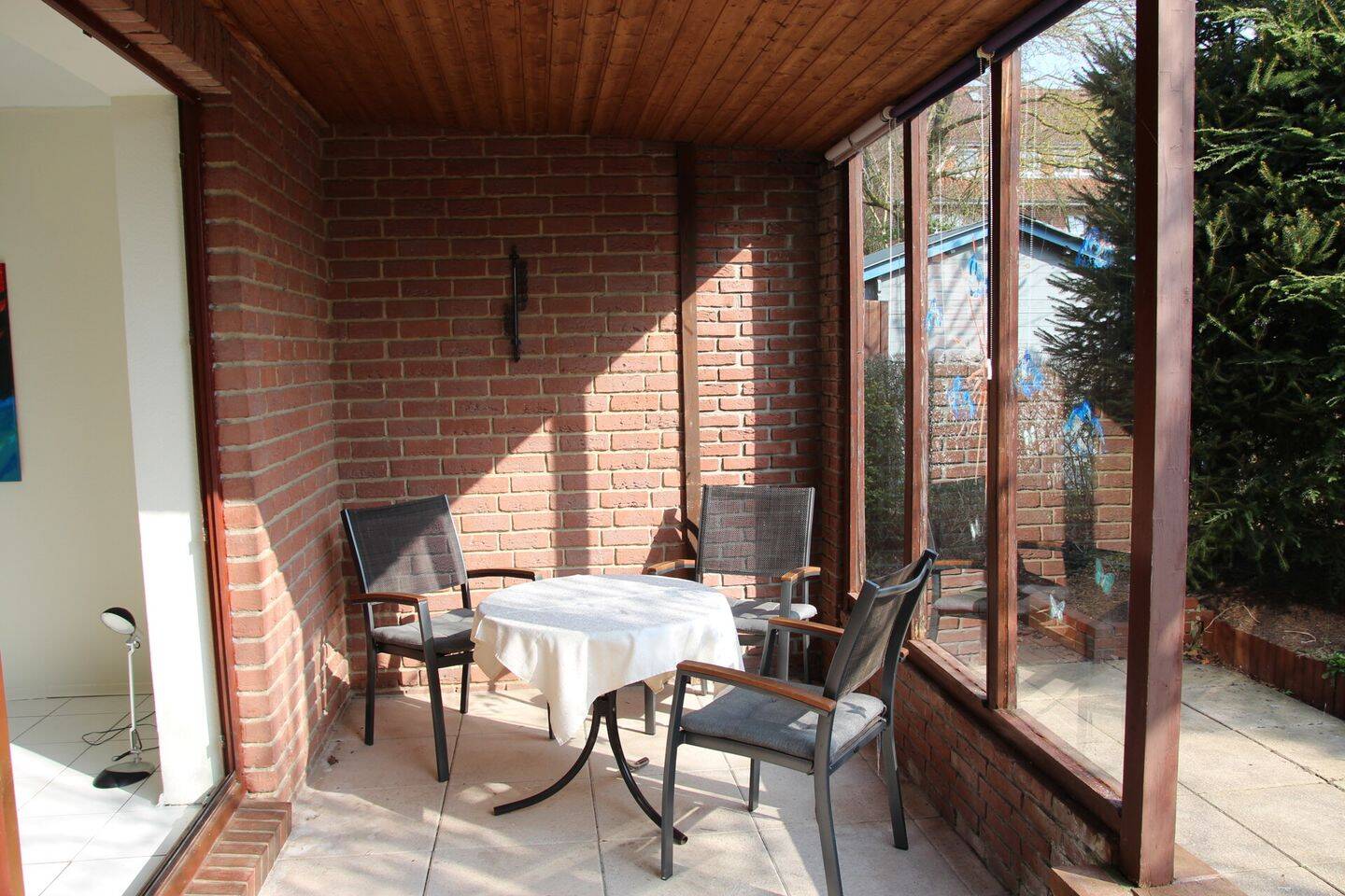 GEPFLEGTES EINFAMILIENHAUS MIT GARAGE UND TRAUMHAFTEM KLEINEN GARTEN – Tostedt – Vorschaubild 9