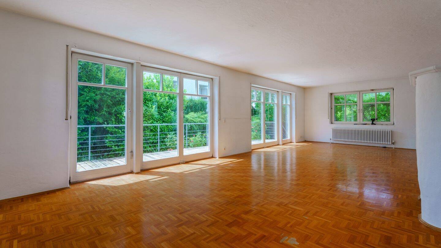 KN-Dettingen: Freistehendes Einfamilienhaus mit Garten, Garage und Einliegerbereich - frei 01.09.26 – Konstanz – Vorschaubild 9