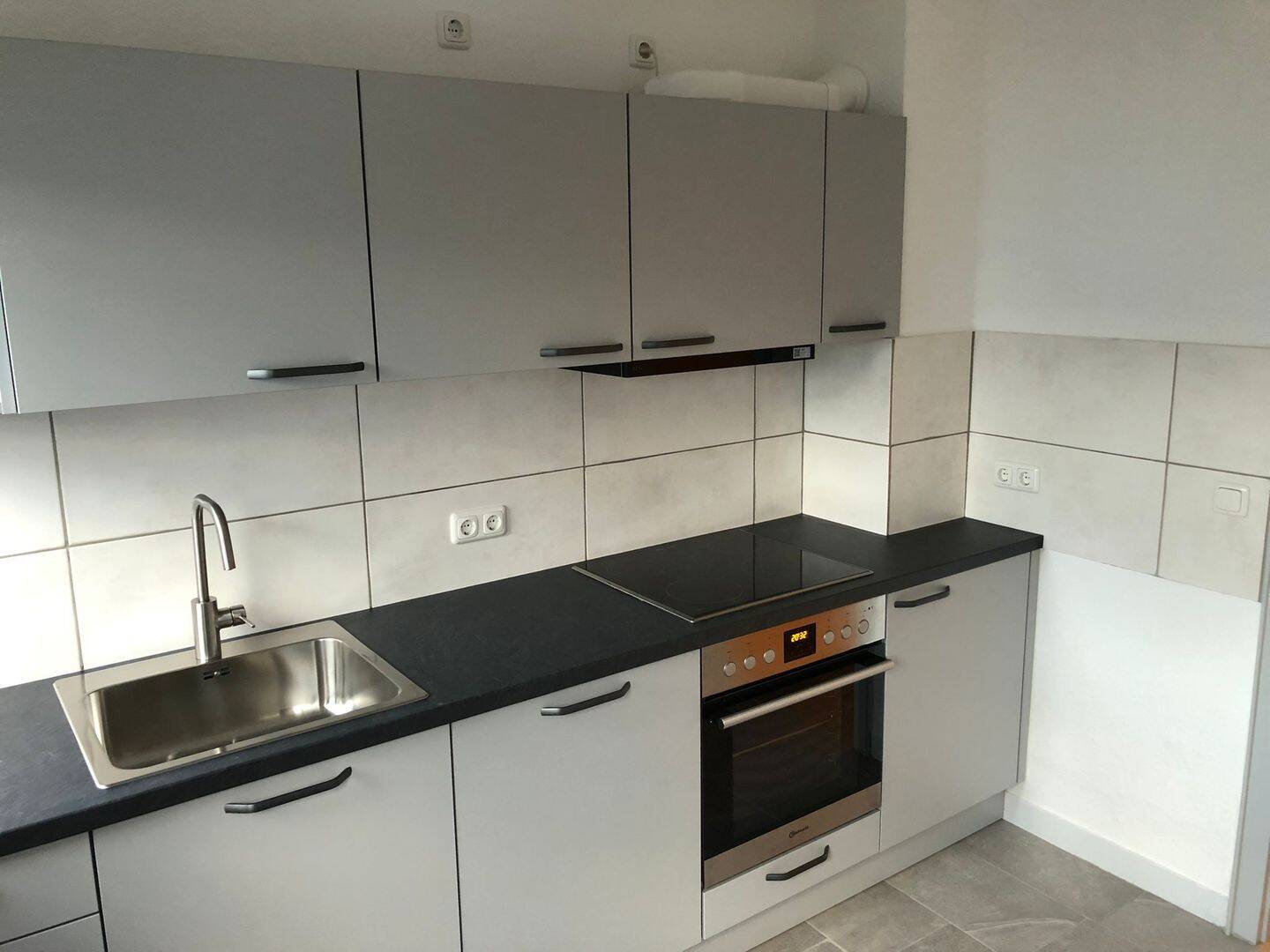 2-Zimmer-Wohntraum, Sackgassenlage, Balkon, Einbauküche – Hamm – Vorschaubild 4