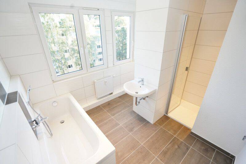 Maisonette-Wohnung mit zwei Balkonen – Chemnitz – Vorschaubild 3