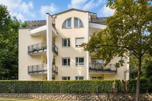 Auf Höhe der Baumkronen - großzügige Eleganz am Neroberg – 65193 Wiesbaden – Vorschaubild 2