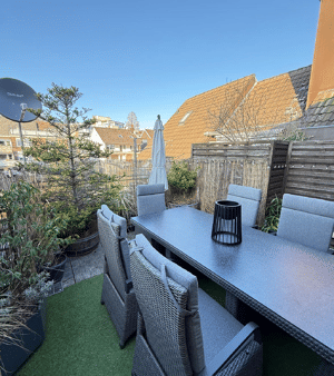 Spektakuläre Maisonetten-ETW (ca. 128 m² Wohn-/Nutzfläche) mit Terrassen-Balkon u. Kfz.-Stellplätze