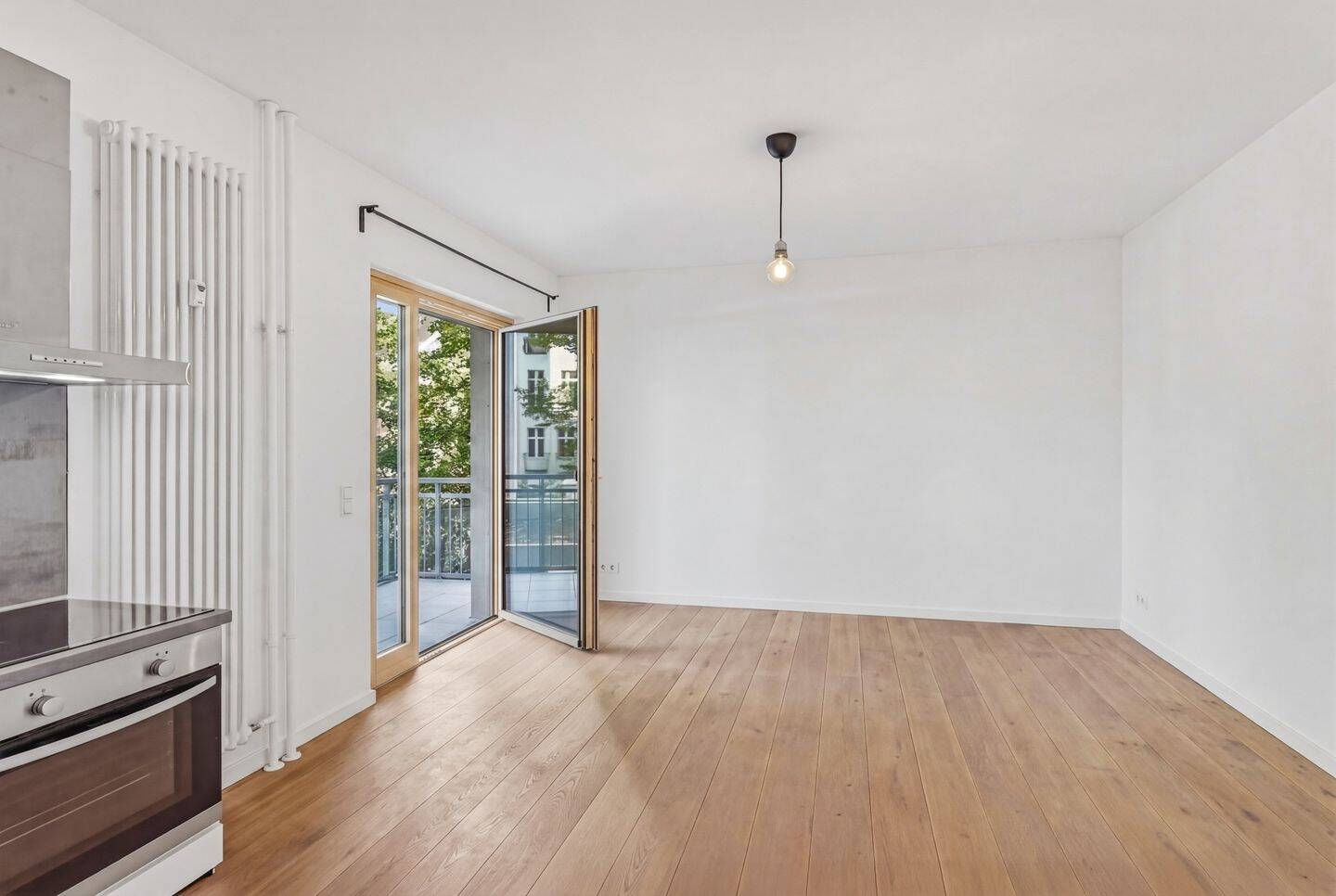 **Attraktive 2-Zimmer-Wohnung mit Balkon und offener Wohnküche** – Berlin – Vorschaubild 2