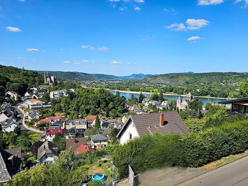 Vermietetes Reihenmittelhaus in ruhiger Lage mit beeindruckendem Blick über das Rheintal – Remagen – Vorschaubild 2