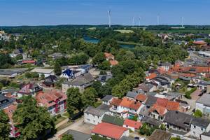 Solide Kapitalanlage: Vollvermietetes Mehrfamilienhaus im Herzen von Grevesmühlen – 23936 Grevesmühlen – Vorschaubild 1