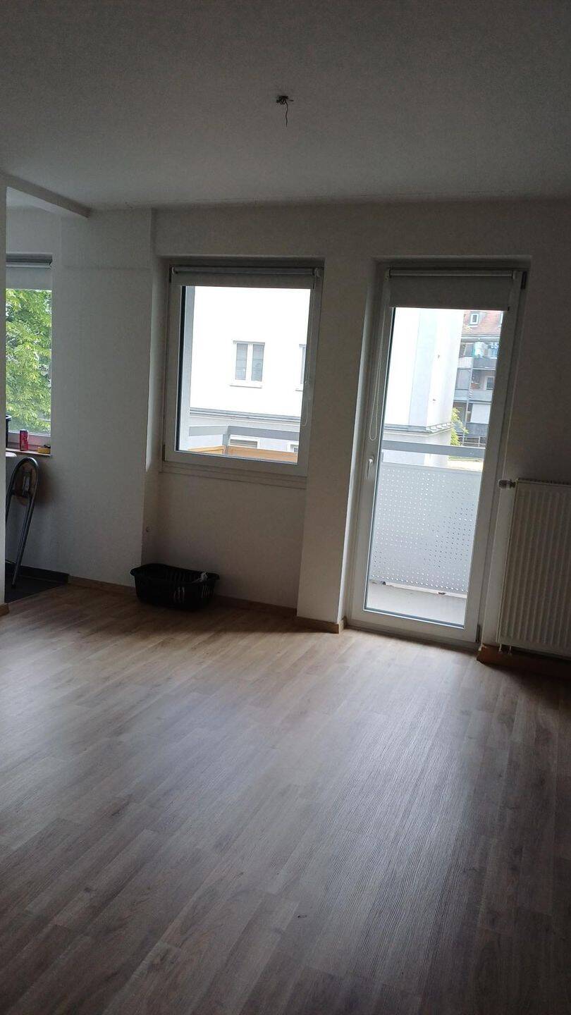 Studenten, Pendler, Auszubildende... aufgepasst! 1-Zimmer-Apartment mit Balkon in bester Lage! – Nürnberg – Vorschaubild 3