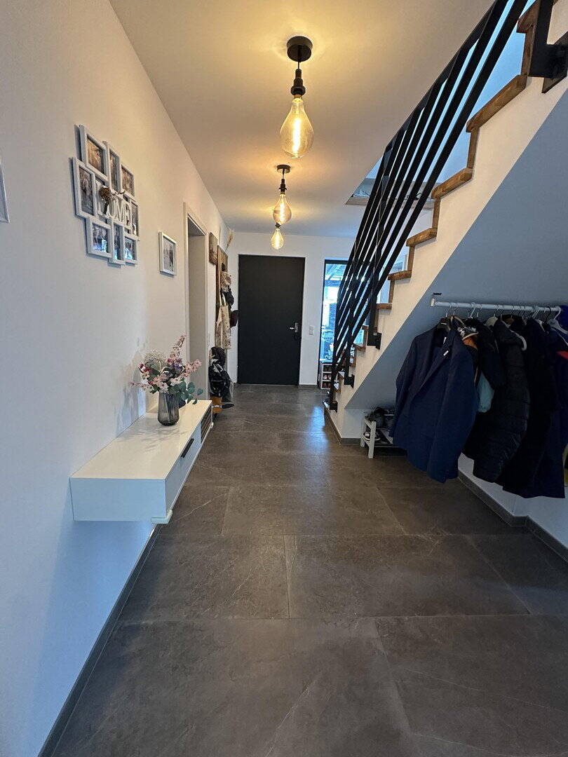 Modernes Einfamilienhaus - teilmöbliert, familienfreundlich, 180 m² – Sankt Katharinen – Vorschaubild 4