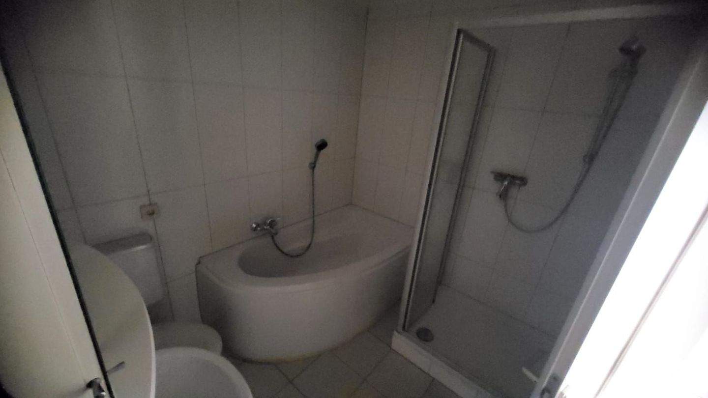 Lichtdurchflutete,geräumige 5-Zimmer-Wohnung – Regensburg – Vorschaubild 8