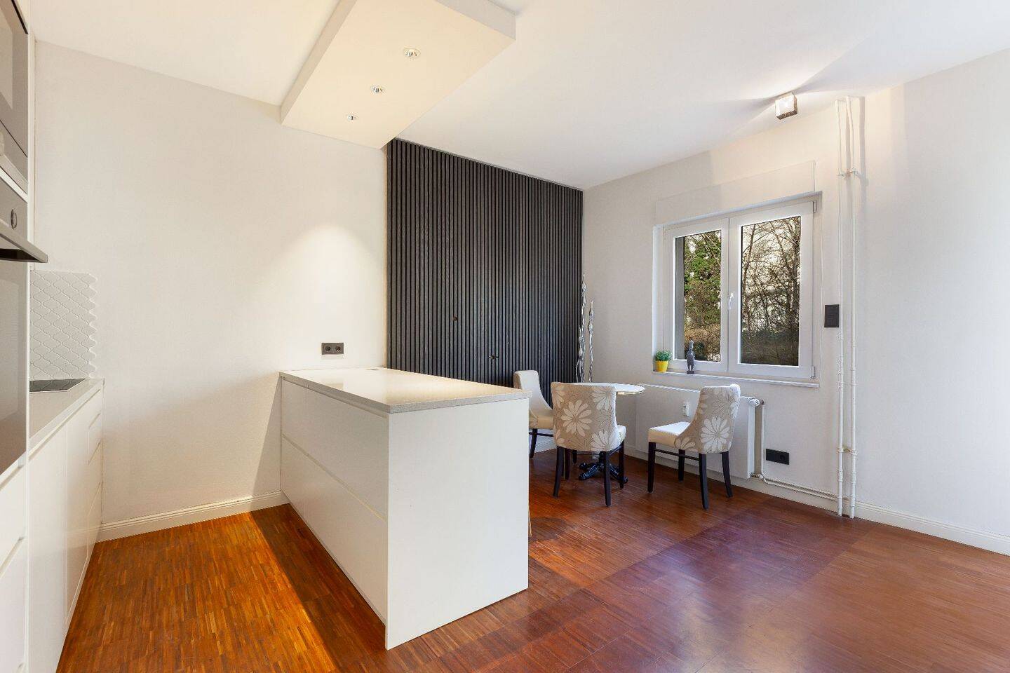 Bezugfreie 3-Zimmer-Wohnung am Schloss Charlottenburg inklusive im Kaufpreis enthaltener Garage – Berlin – Vorschaubild 5