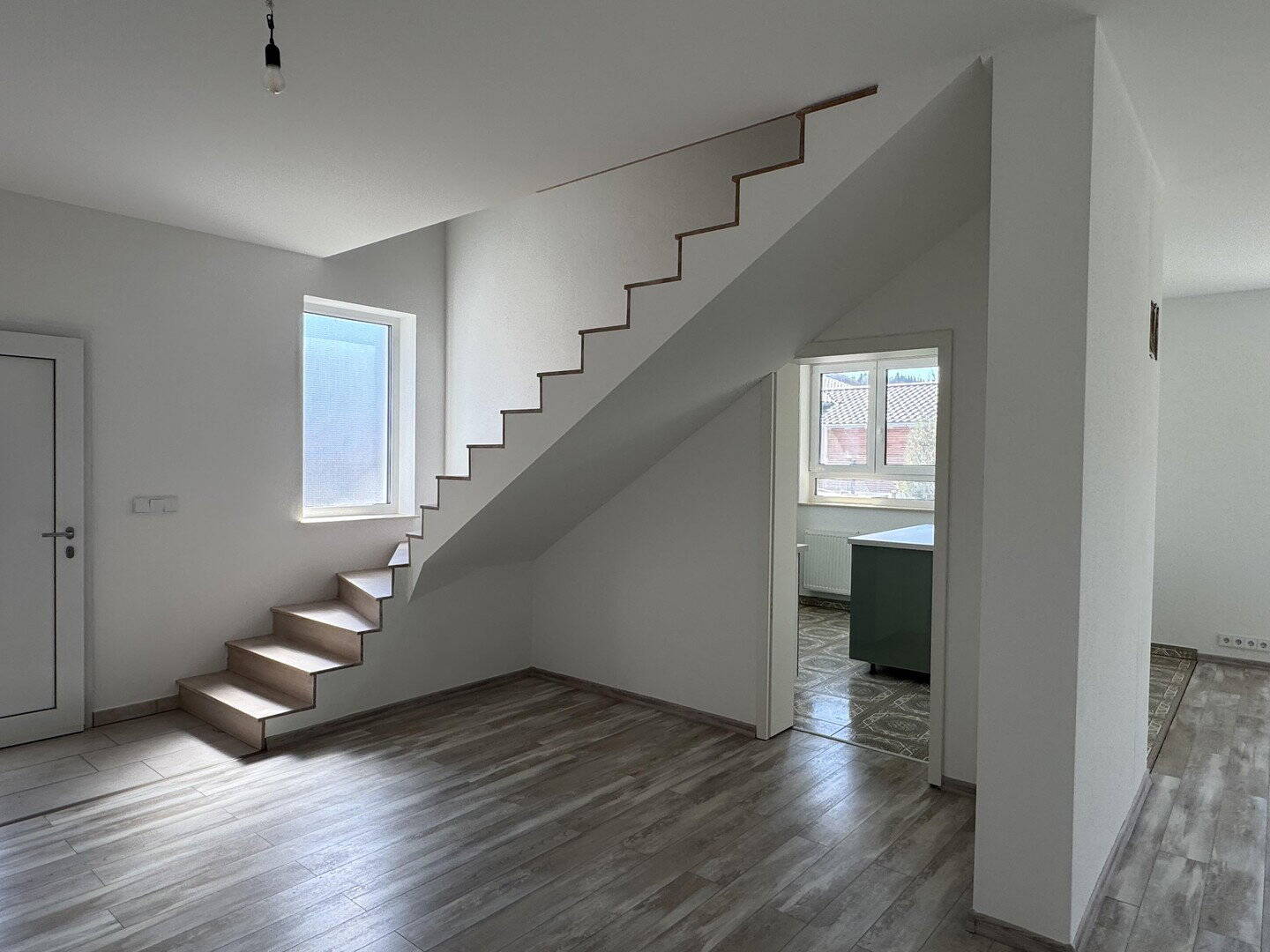 Modernes Einfamilienhaus in Ronsberg - Baujahr 2018, Massivbau, 818 m² Grundstück – Ronsberg – Vorschaubild 9
