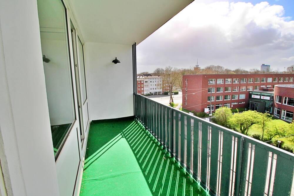 City - Blick über die Dächer gemütl. Maisonette - 3 Zimmer mit 2 Balkonen – Bremen – Vorschaubild 6