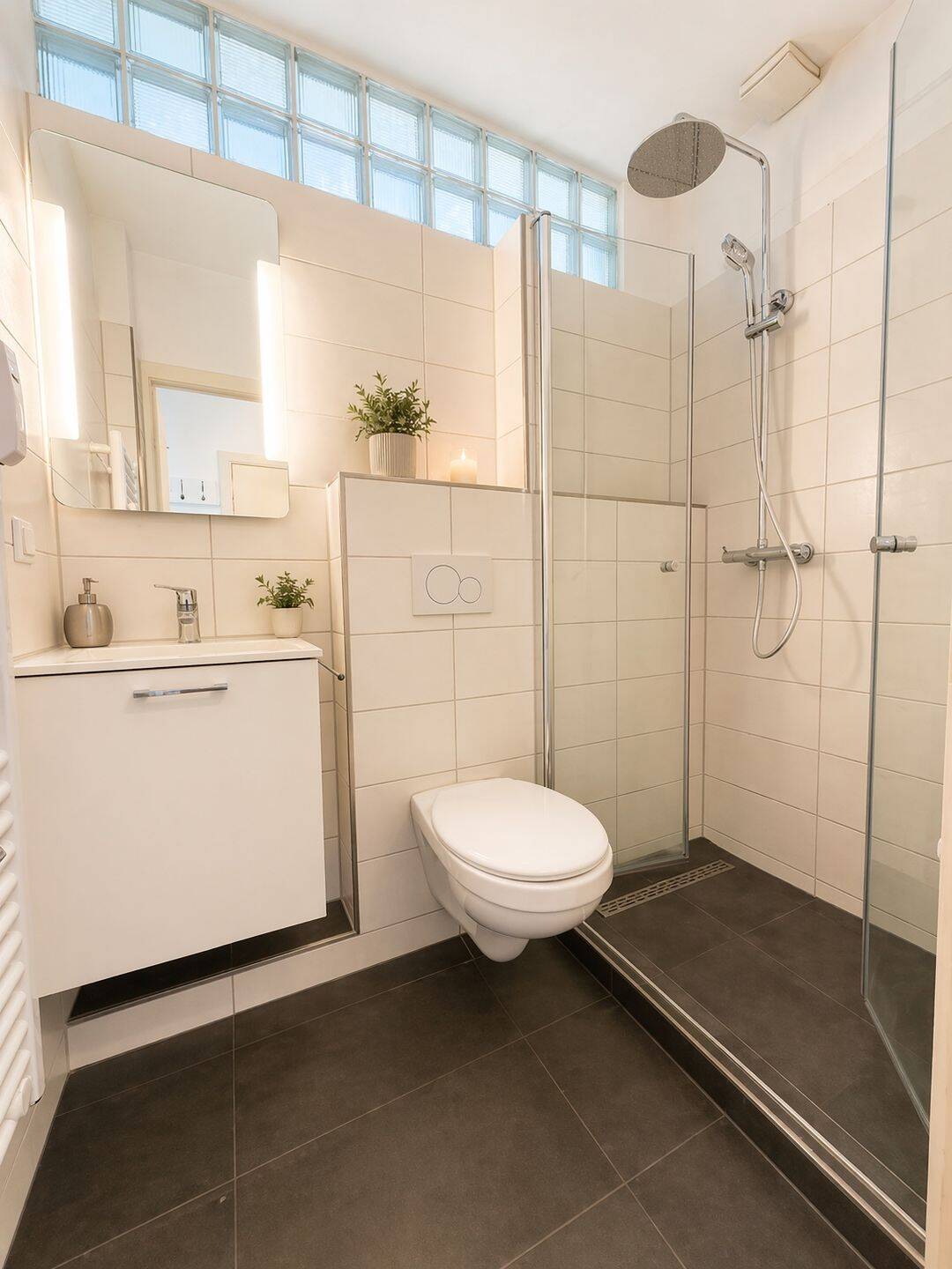Erdgeschosswohnung mit Wintergarten & eigenem Gartenanteil in Harburg – Hamburg – Vorschaubild 4