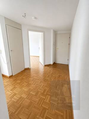 Attraktive 3-Zimmerwohnung mit Wintergarten und großzügigem Gartenanteil in bester Günterstaler Lage – 79100 Freiburg im Breisgau – Vorschaubild 8