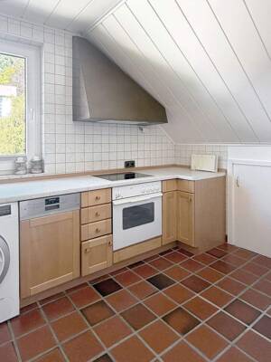 Kassel-Brasselsberg: Wohnung mit großer Loggia, eigener Garage und einem überwältigenden Fernblick – 34132 Kassel – Vorschaubild 9