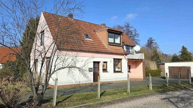 0 % Käuferprovision! 2 Immobilien (Bungalow + EFH) auf einem Grundstück in zentraler und naturnaher Lage! – Delmenhorst – Vorschaubild 2