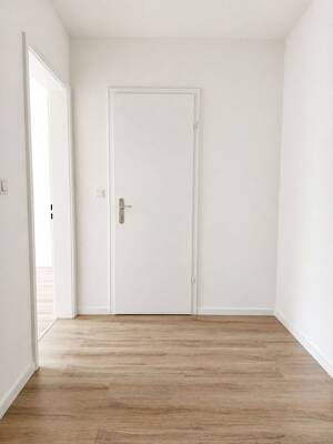 Charmante 3-Zimmer Wohnung mit Stellplatz in München – 81475 München – Vorschaubild 4