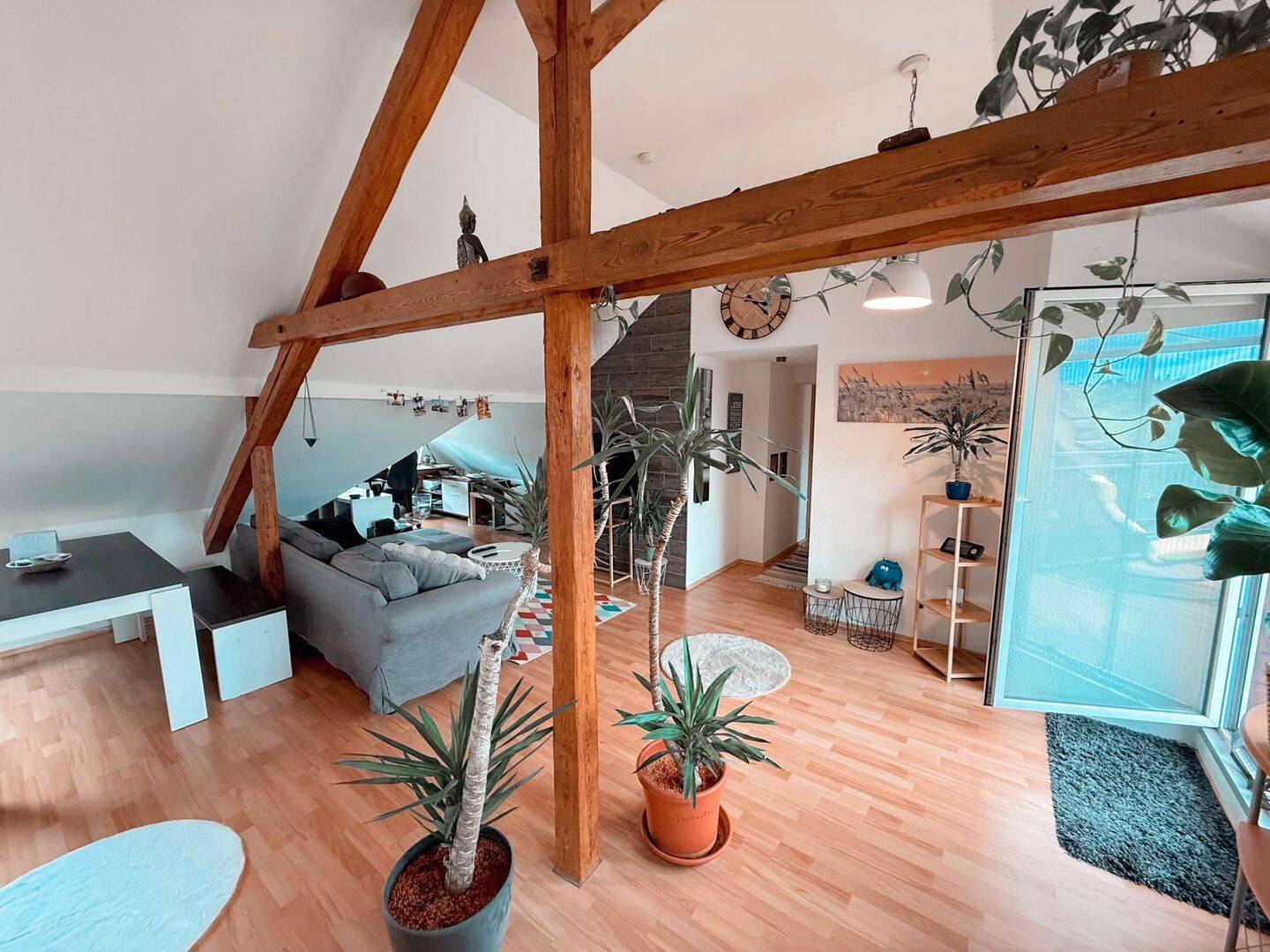 Schöne Dachgeschosswohnung im Altbau - Loggia, Tageslichtbad, 3 ZKB – Koblenz – Vorschaubild 3