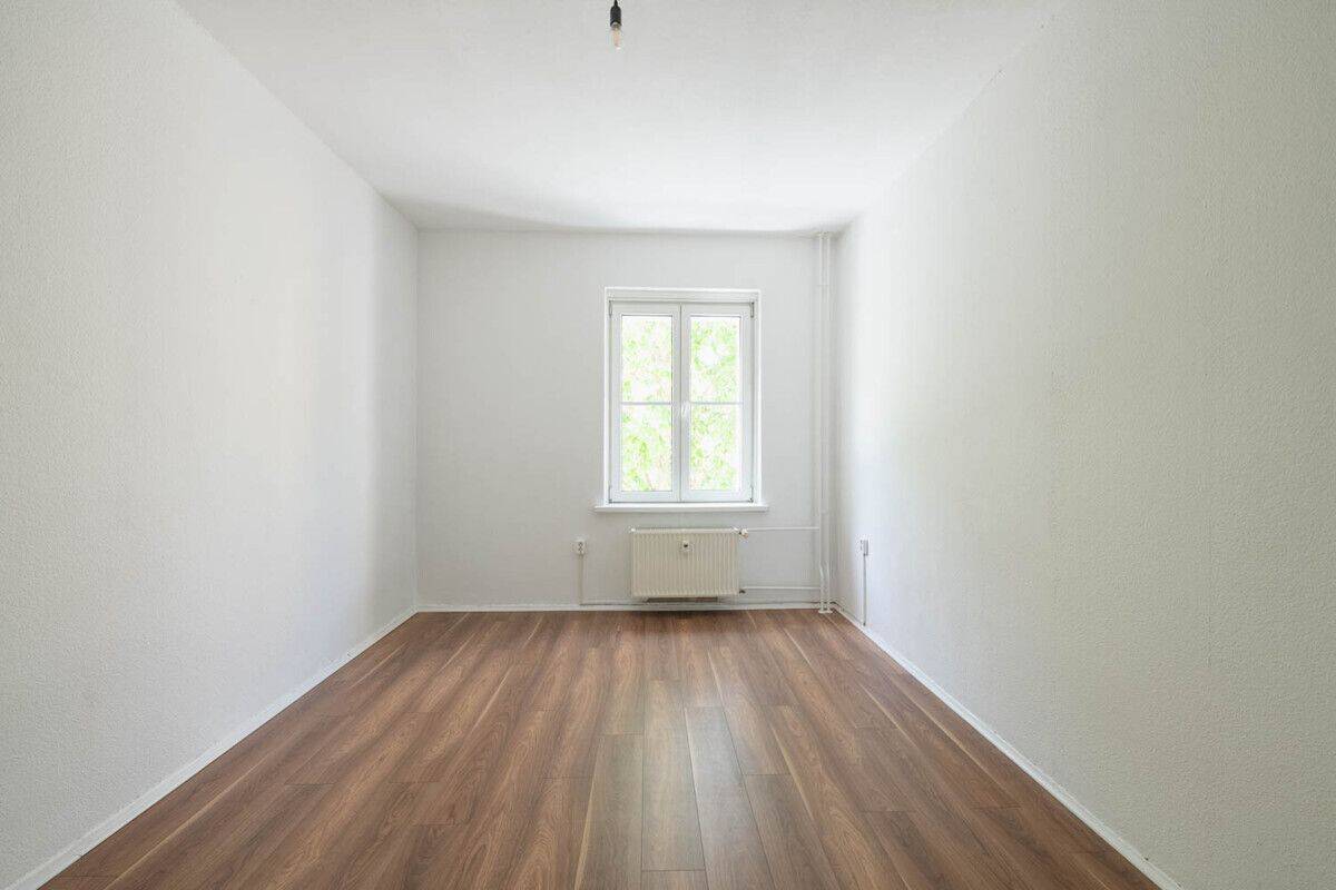 Hier ist Friedrichshain, hier ist Ihr neues Zuhause: Lichtdurchflutet, modern, bezugsfrei – Berlin – Vorschaubild 8