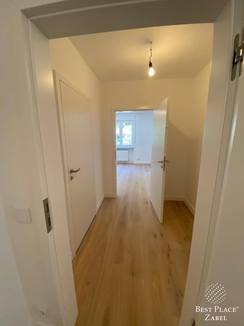 Einmalige Gelegenheit: Gut geschnittene und sanierte 3-Zimmer-Wohnung in Bestlage Harlaching – München – Vorschaubild 4