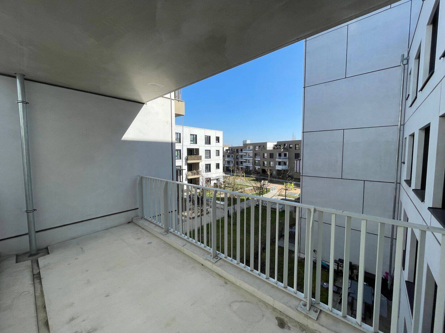 Gemütliche 3-Zimmer Wohnung mit Terrasse – Nürnberg – Vorschaubild 3