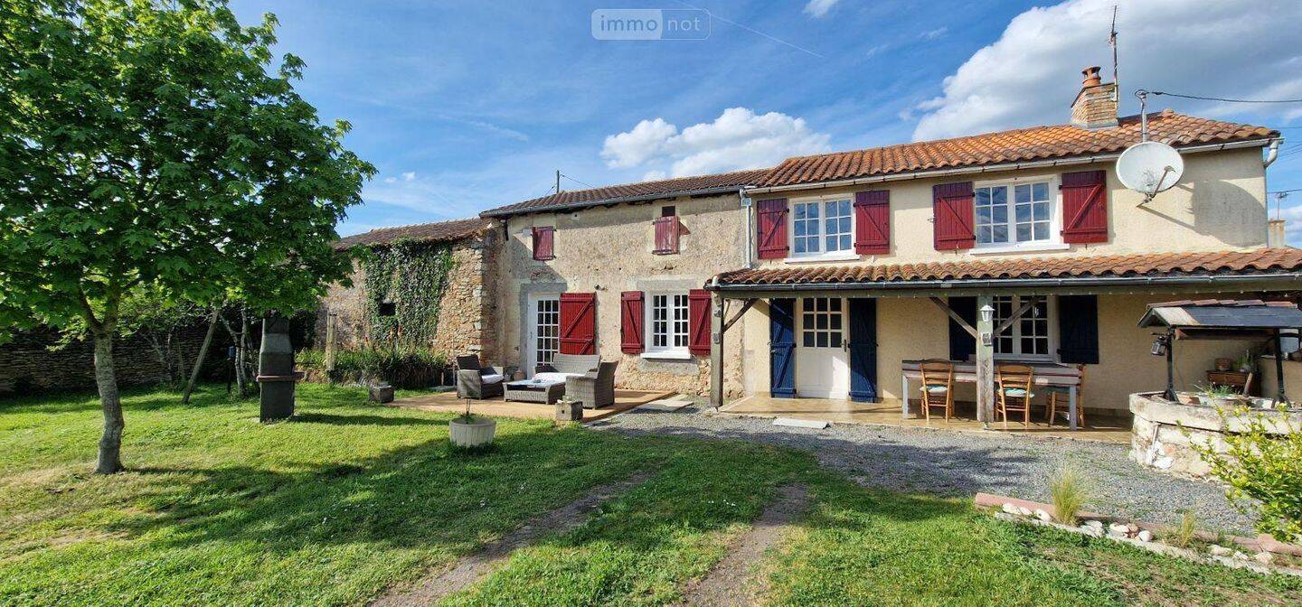 Maison 4 pièces 136 m² · à Thouars · 136 m² · 137 000 €