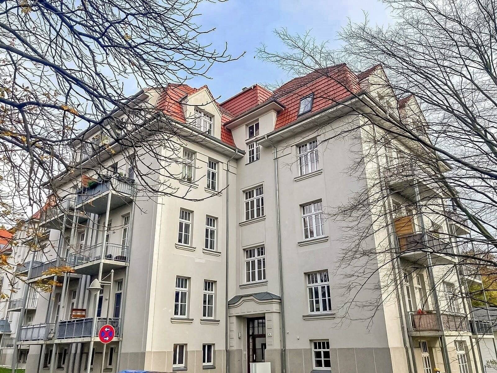 "Erdgeschoss-Oase: Eigentumswohnung mit Charme in historischem Denkmalensemble" – Chemnitz – Vorschaubild 2
