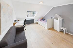 Moderne 2,5-Zimmer-Dachgeschosswohnung mit Stellplatz in Eil – 51145 Köln – Vorschaubild 6