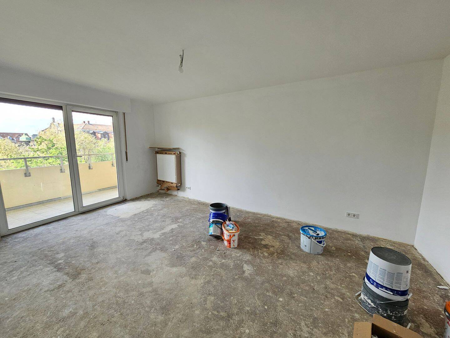 Fürth-Stilvoll sanierte 2-Zimmerwohnung im 5.OG mit Aufzug, Loggia und Bad mit Fenster!! – Fürth – Vorschaubild 3