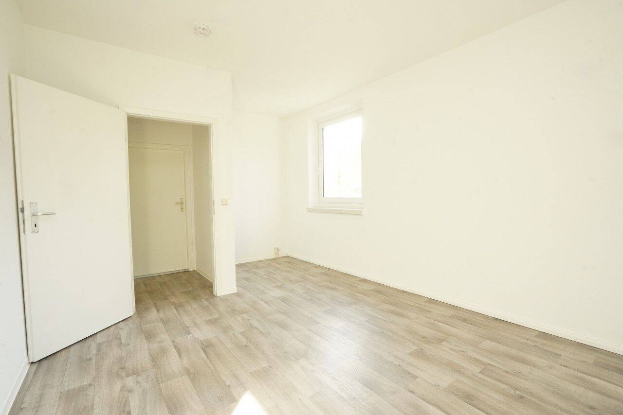 Balkon / Bad mit Fenster / Ruhige Lage – Chemnitz – Vorschaubild 5