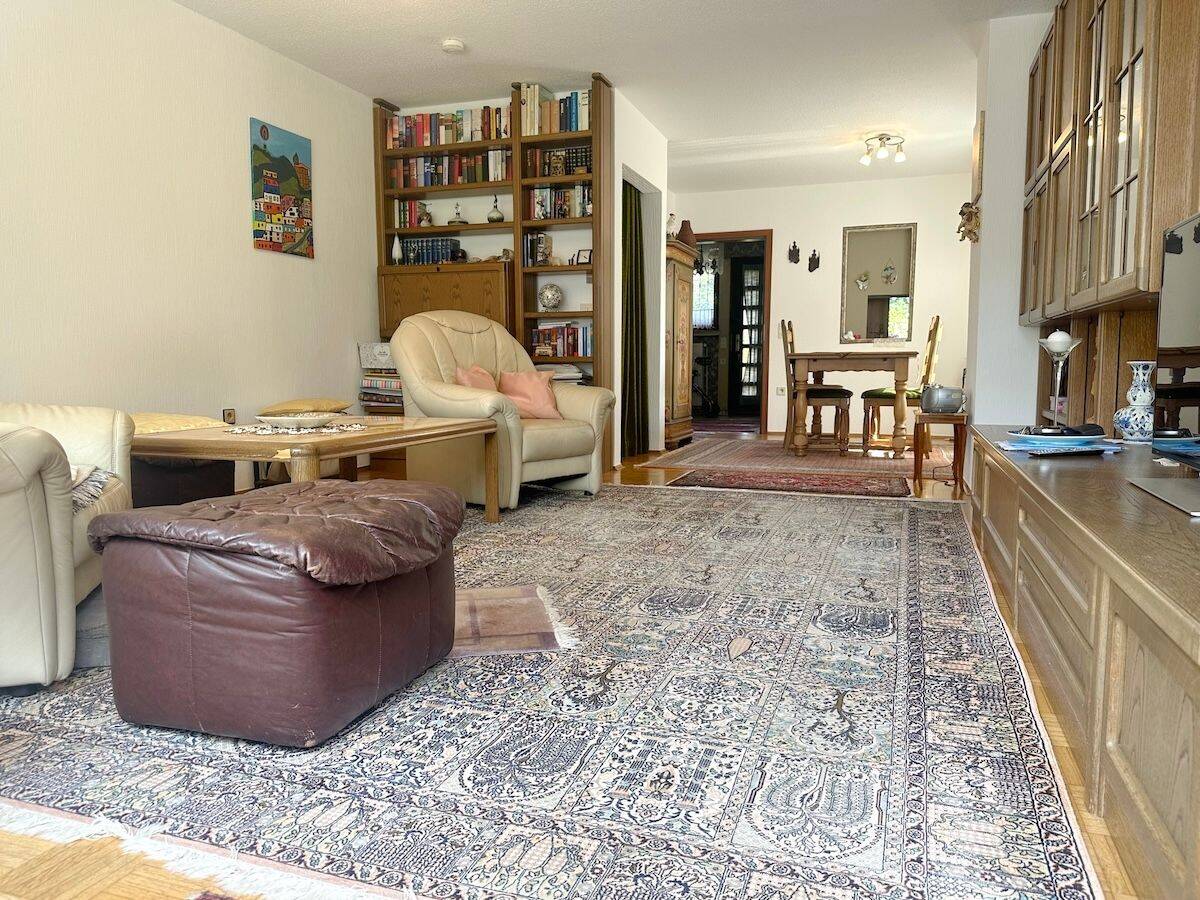 LORENZ-Angebot in Höntrop: Gepflegtes 1-Fam.-R.-Eckhs. Für die größere Familie! 200 m² Wohn-/Nutzfl. – Bochum – Vorschaubild 5
