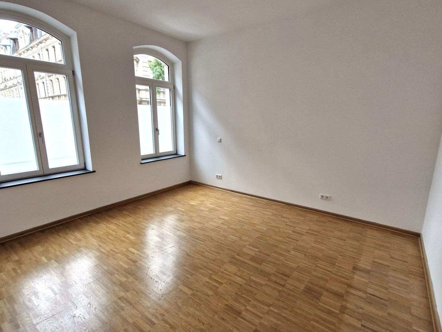 Schicke 2 ½-Zimmer-Loftwohnung mit Massivparkett und Fußbodenheizung in Fürth Nähe Stadtpark – Fürth – Vorschaubild 4