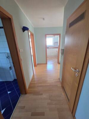 2-Zimmer Wohnung mit Balkon in Holzschwang – 89233 Neu-Ulm – Vorschaubild 2