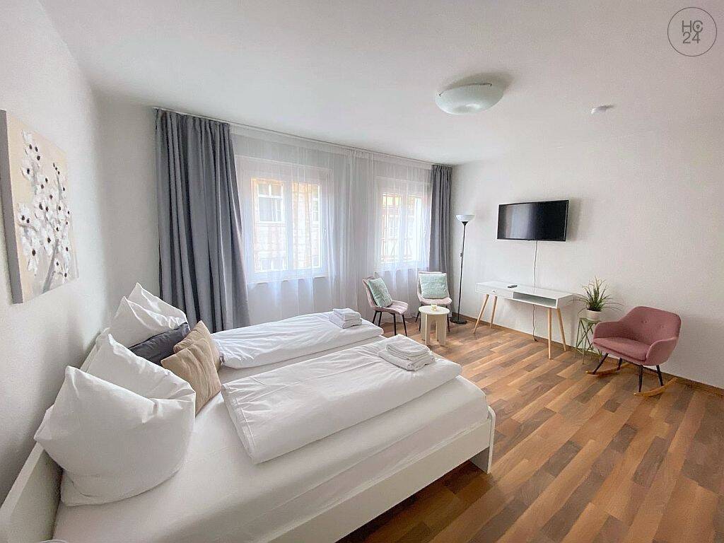 Modern möblierte 2-Zimmer-City-Wohnung mit Balkon und WLAN direkt an der Burg