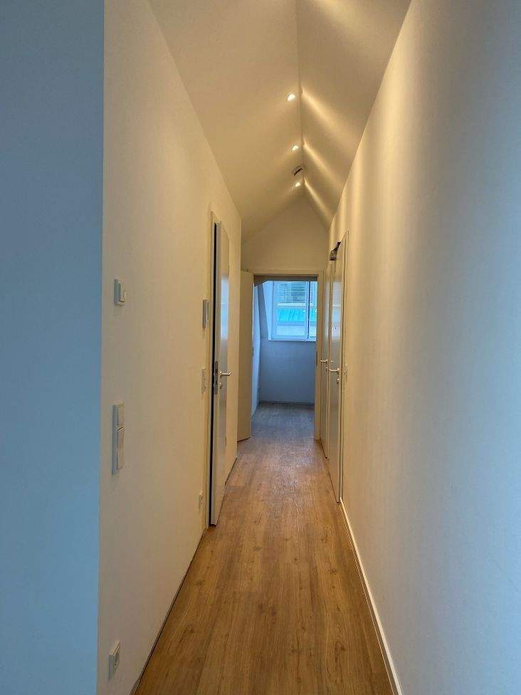 Schöne Dachgeschosswohnung in aufwendig saniertem Altbau zu vermieten – Trier – Vorschaubild 5
