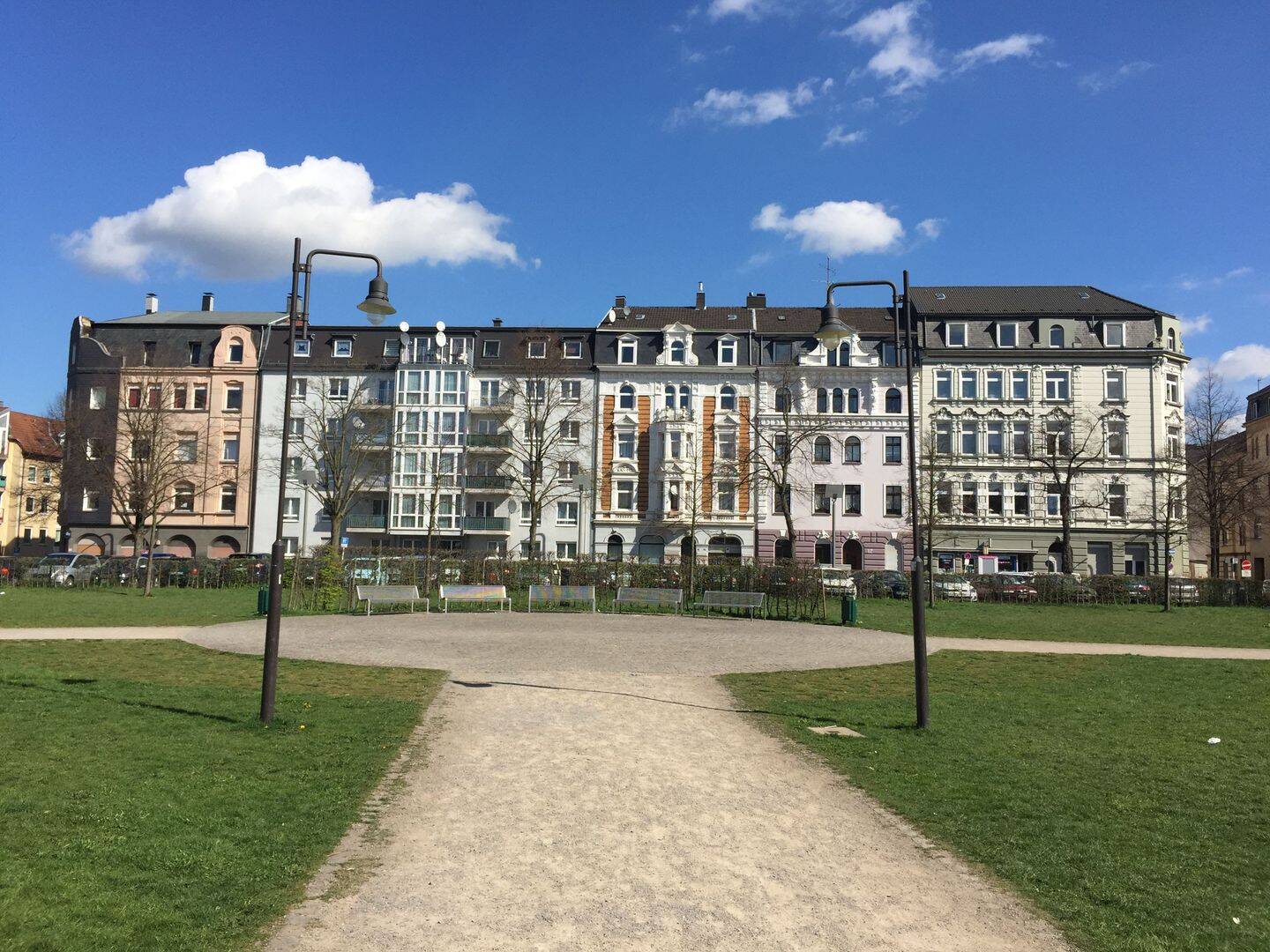 ++ schöne 2,5 Zimmer Wohnung mit Wohnküche und Balkon von privat ++