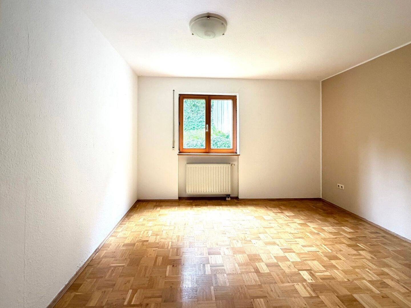 Charmante 2,5-Zimmer-Eigentumswohnung mit Terrasse und Stellplatz in Tauberbischofsheim – Tauberbischofsheim – Vorschaubild 6